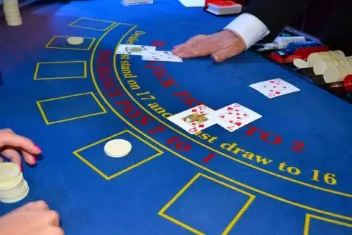 Table de blackjack bleue